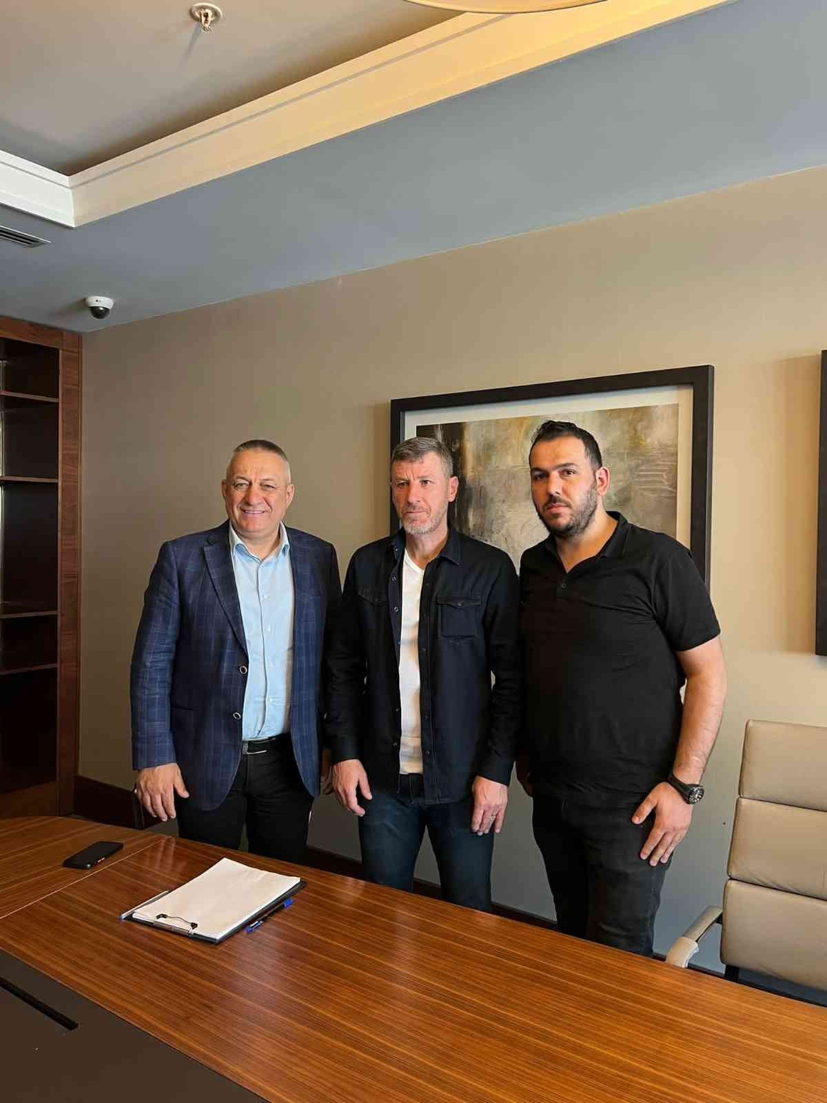ZONGULDAK KÖMÜRSPOR, YENİ SEZON ÖNCESİNDE TECRÜBELİ TEKNİK ADAM ŞENOL DEMİR’LE