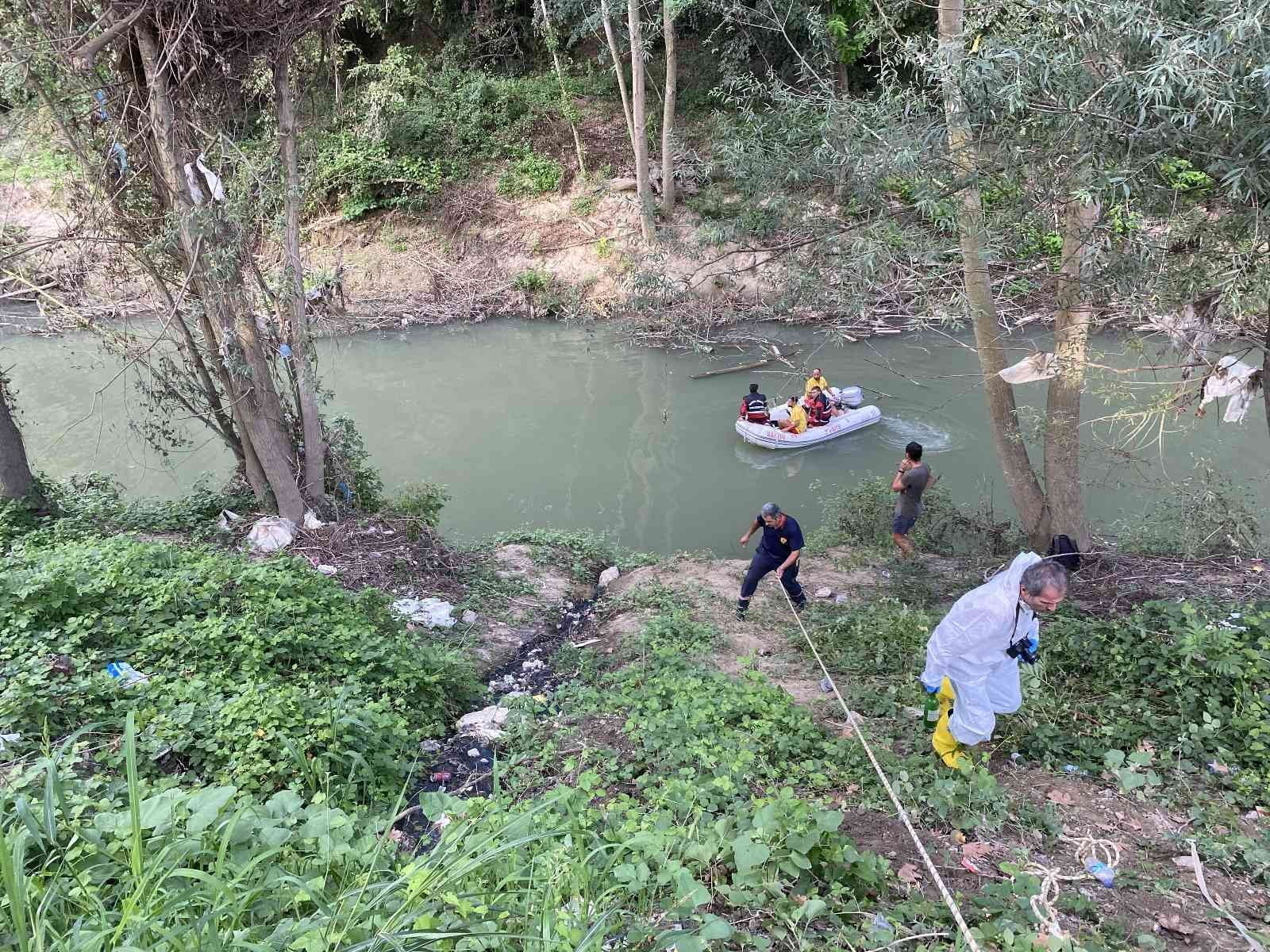 BARTIN’DA IRMAK YÜZEYİNDE BİR ERKEK CESEDİ BULUNDU. SU YÜZEYİNDEKİ CESET