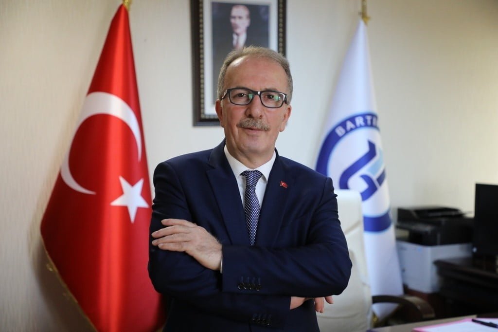 Barüde Kontenjanlar Yaklaşık Yüzde 100 Doldu, Başarı Puan Ve Sıralamaları Yükseldi̇ BARTIN ÜNİVERSİTESİNDE (BARÜ) ‘YKS-2022 MERKEZİ YERLEŞTİRME SONUÇLARI’NIN AÇIKLANMASIYLA BİRLİKTE KONTENJANLARIN