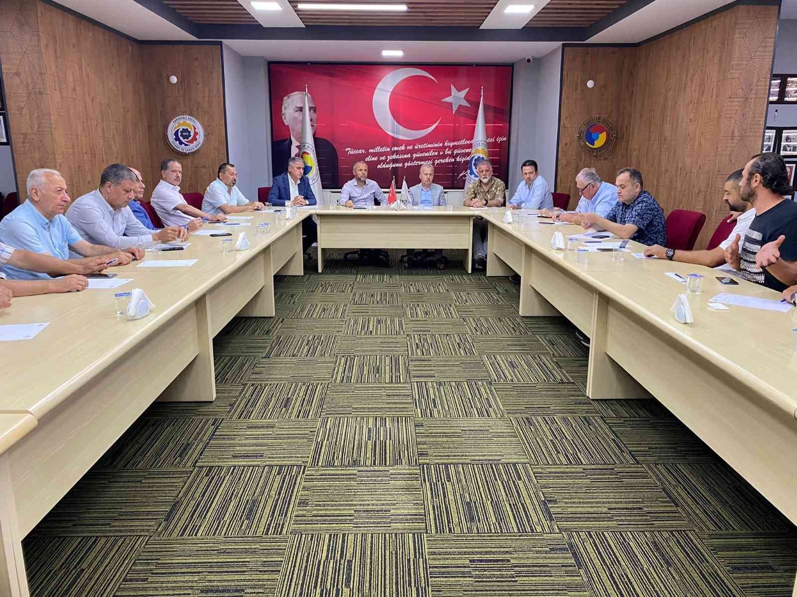 KDZ. EREĞLİ TSO YÖNETİM KURULU BAŞKANI ARSLAN KELEŞ, AK PARTİ