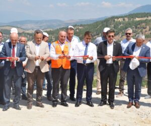 CUMAYANI TAŞ OCAĞINDA KURULUMU TAMAMLANAN SABİT KONKASÖR AÇILIŞINDA KONUŞAN İL