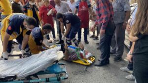 ZONGULDAK’TA ANKARA KÖPRÜSÜ MEVKİİNDE YOLCU MİNİBÜSÜ YAŞLI BİR ADAMA ÇARPTI.