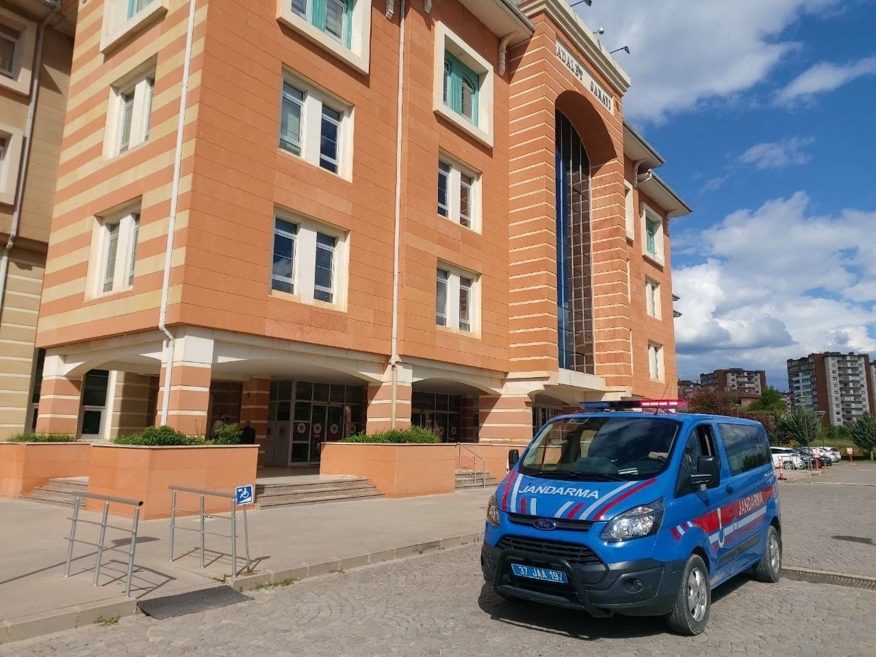 KASTAMONU'DA FETÖ SİLAHLI TERÖR ÖRGÜTÜNE ÜYE OLMAK SUÇUNDAN HAKKINDA 6