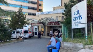 DERYA TUNÇDEMİR'İN YAKINLARI HASTANE BAHÇESİNDE SİNİR KRİZLERİ GEÇİRDİ