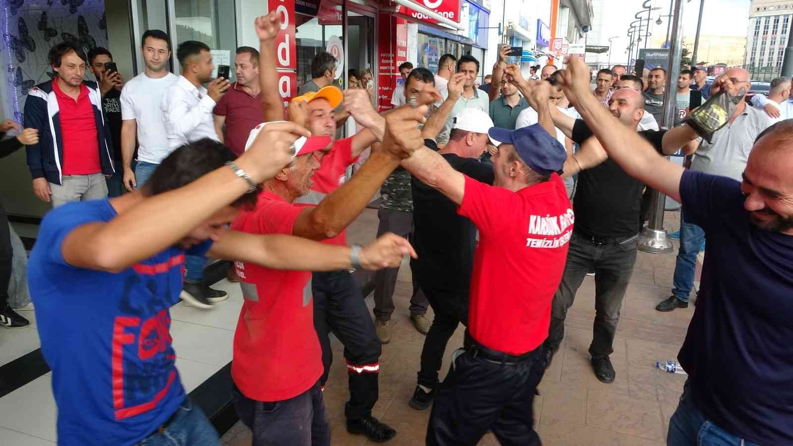 KARABÜK BELEDİYESİ VE BELEDİYE İŞ SENDİKASI ARASINDA YAPILAN TOPLU SÖZLEŞMEYLE