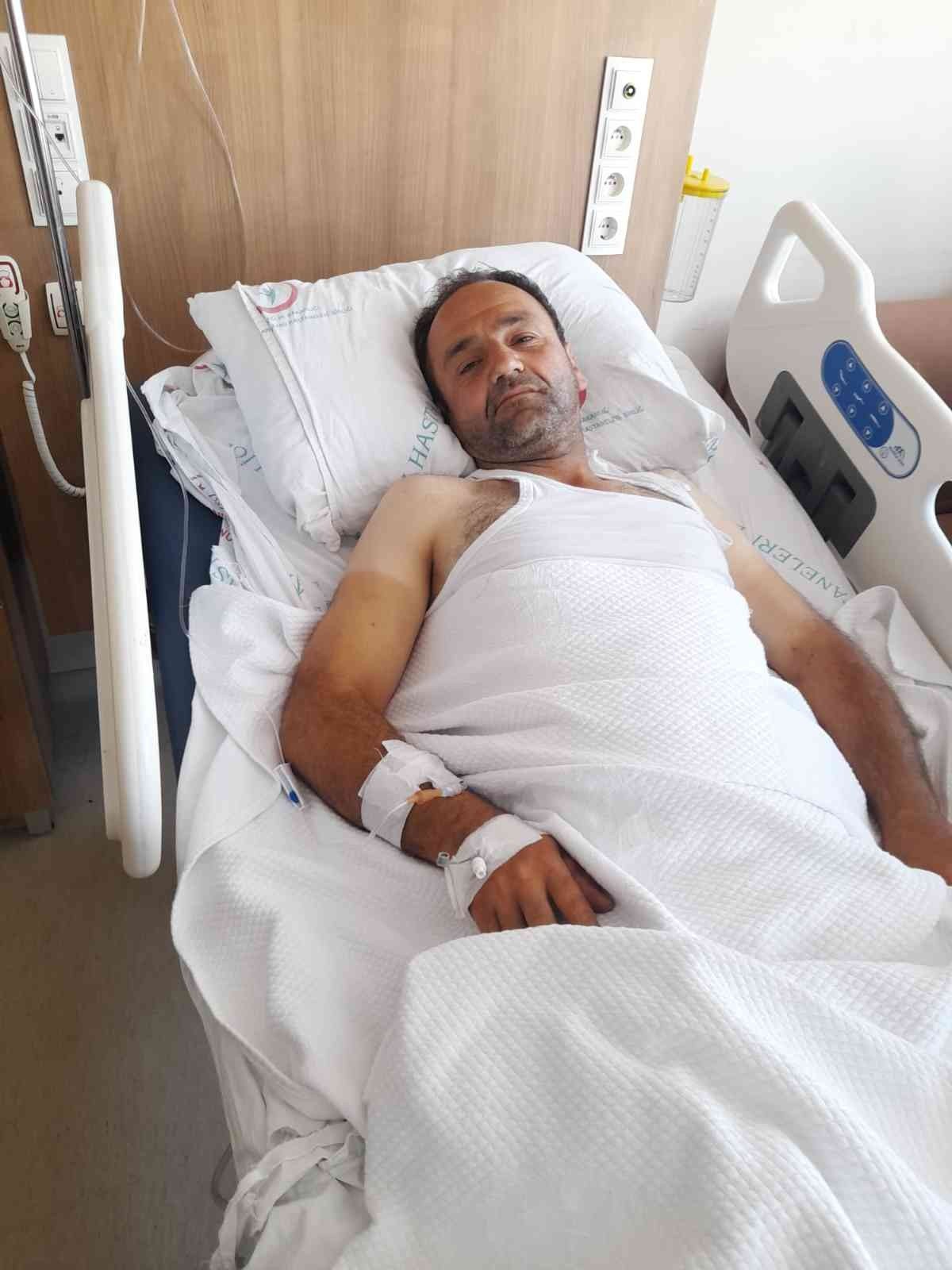 Eri̇k Toplamak İçi̇n Çıktığı Ağaçtan Düşen Vatandaş Hastaneli̇k Oldu KASTAMONU’NUN DADAY İLÇESİNDE ERİK TOPLAMAK İÇİN ÇIKTIĞI AĞAÇTAN DÜŞEN ŞAHIS