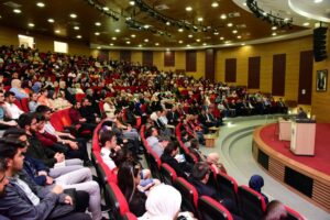 KASTAMONU ÜNİVERSİTESİ İLAHİYAT FAKÜLTESİ’NDE 2022-2023 AKADEMİK YILIN İLK DERSİNİ PROF.