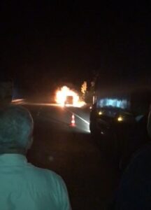 KASTAMONU-ANKARA KARAYOLU ILGAZ DAĞI MEVKİİNDE SEYİR HALİNDEKİ ARAÇ ALEV ALEV