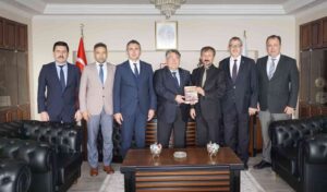 ZONGULDAK BÜLENT ECEVİT ÜNİVERSİTESİ TARAFINDAN YAYIMLANAN ‘ANTİK ÇAĞDAN CUMHURİYETE BİR