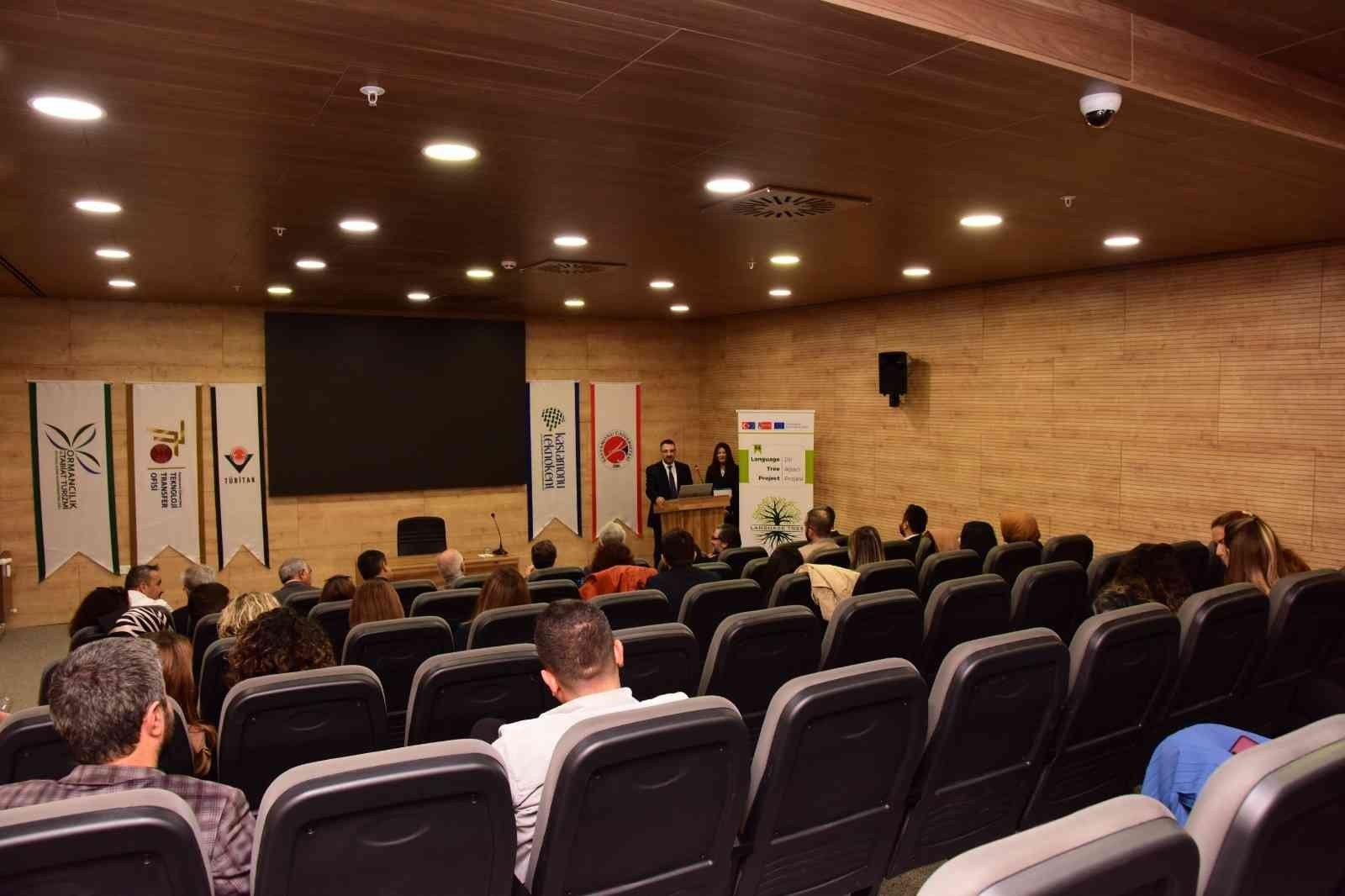 KASTAMONU ÜNİVERSİTESİ KOORDİNATÖRLÜĞÜNDE SÜRDÜRÜLEN LANGUAGE TREE (DİL AĞACI) ERASMUS+ KA220