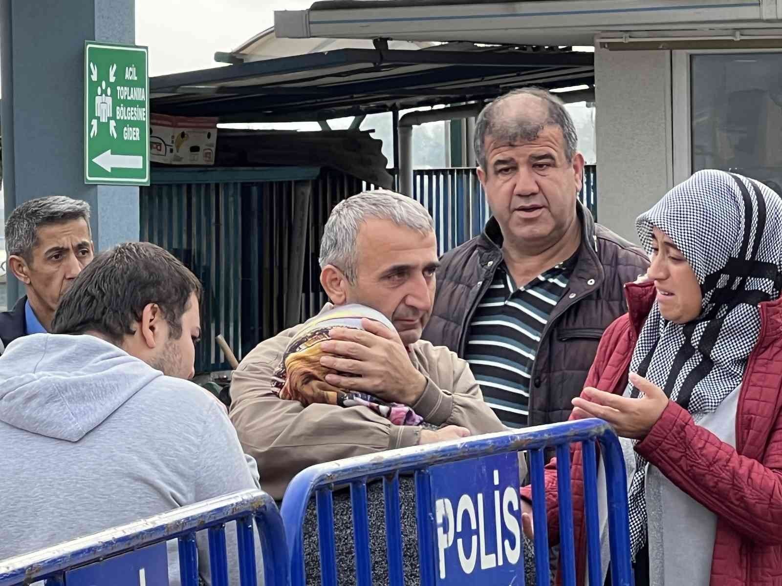 BARTIN’IN AMASRA İLÇESİNDE MEYDANA GELEN GRİZU PATLAMASINDA YAKINLARI BULUNANLAR, BARTIN