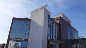 TALİHSİZ KADININ CENAZESİ  ÇAYCUMA DEVLET HASTANESİ MORGUNA KALDIRILDI.