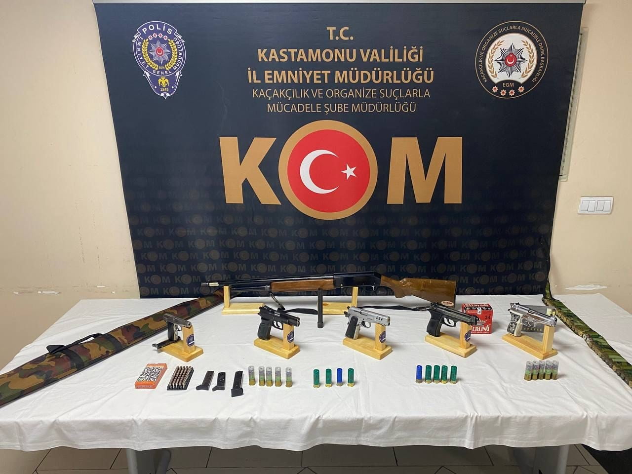 Kastamonudaki̇ “Müsi̇laj-2 Operasyonu”Nda 5 Ki̇şi̇ Yakalandı KASTAMONU’DA, “MÜSİLAJ-2 OPERASYONU” ÇERÇEVESİNDE GÖZALTINA ALINAN 5 KİŞİ HAKKINDA ADLİ