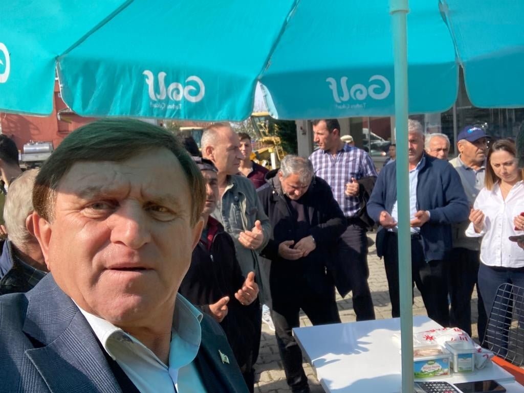 ZONGULDAK’IN ÇAYCUMA İLÇESİ NEBİOĞLU BELDESİ’NDE 'AYÇİÇEK HASADI' GERÇEKLEŞTİ.