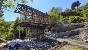 100 YILLIK TARİHİ KÖPRÜ YENİDEN RESTORE EDİLİYOR