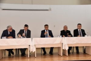 KARABÜK VALİSİ FUAT GÜREL, ESKİPAZAR İLÇESİNDE MAHALLE VE KÖY MUHTARLARIYLA