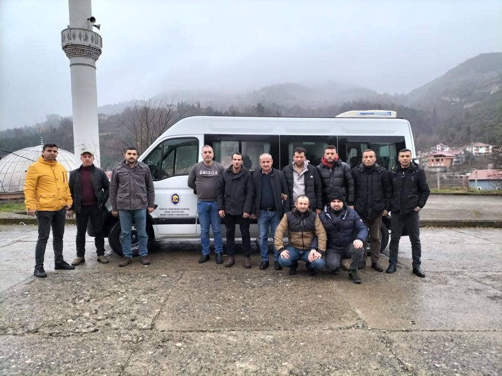 ZONGULDAK, BARTIN VE KARABÜK'TEN EKİPLER DEPREM BÖLGESİNE HAREKET ETTİ.