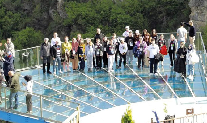 “Doğada Yürüyorum Matematiği Seviyorum” adlı TÜBİTAK 4004 projesinin tanıtım programı