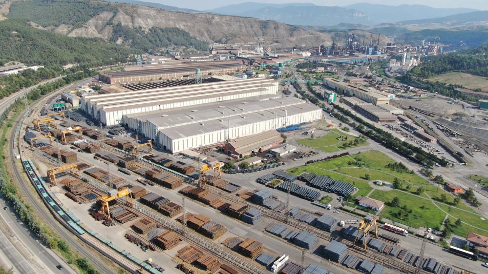 Karabük Demir ve Çelik Fabrikalarında (KARDEMİR), çekme motorundan boşalan yük