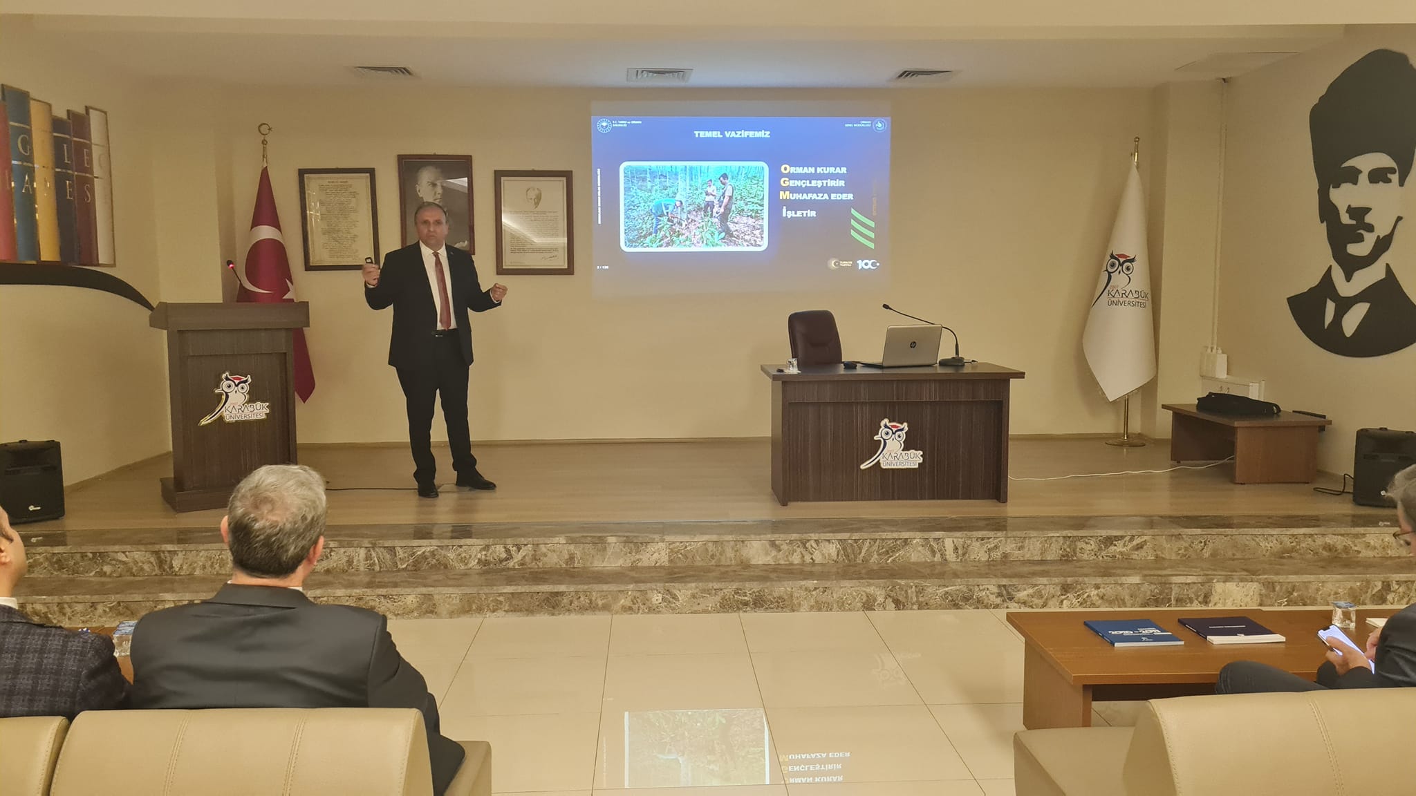 Karabük Üniversitesi (KBÜ Orman Fakültesinde "Kariyer Toplantısı" düzenlendi.