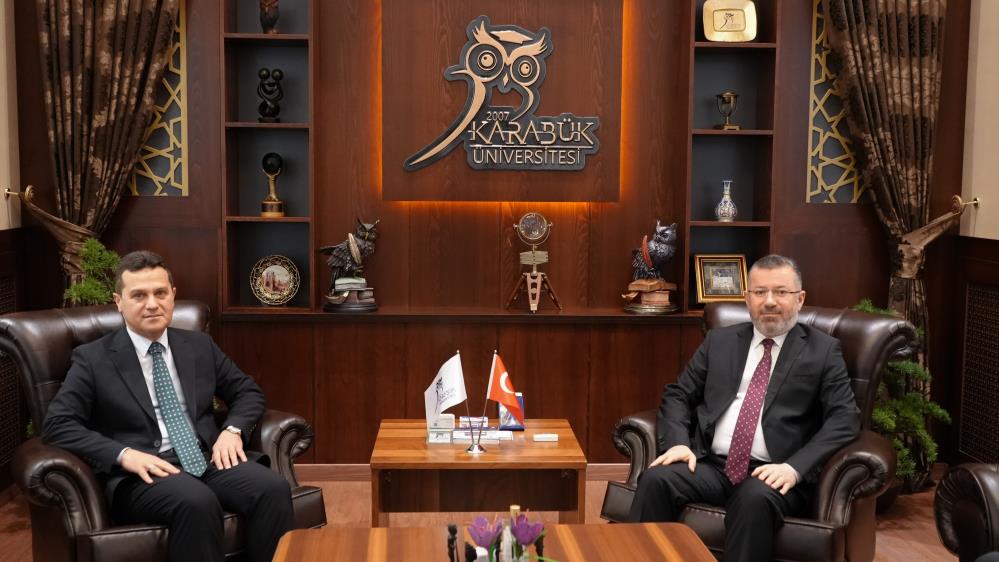 Karabük Üniversitesi (KBÜ) Rektörü Prof. Dr. Fatih Kırışık ile Kastamonu Üniversitesi Rektörü Prof. Dr. Ahmet
