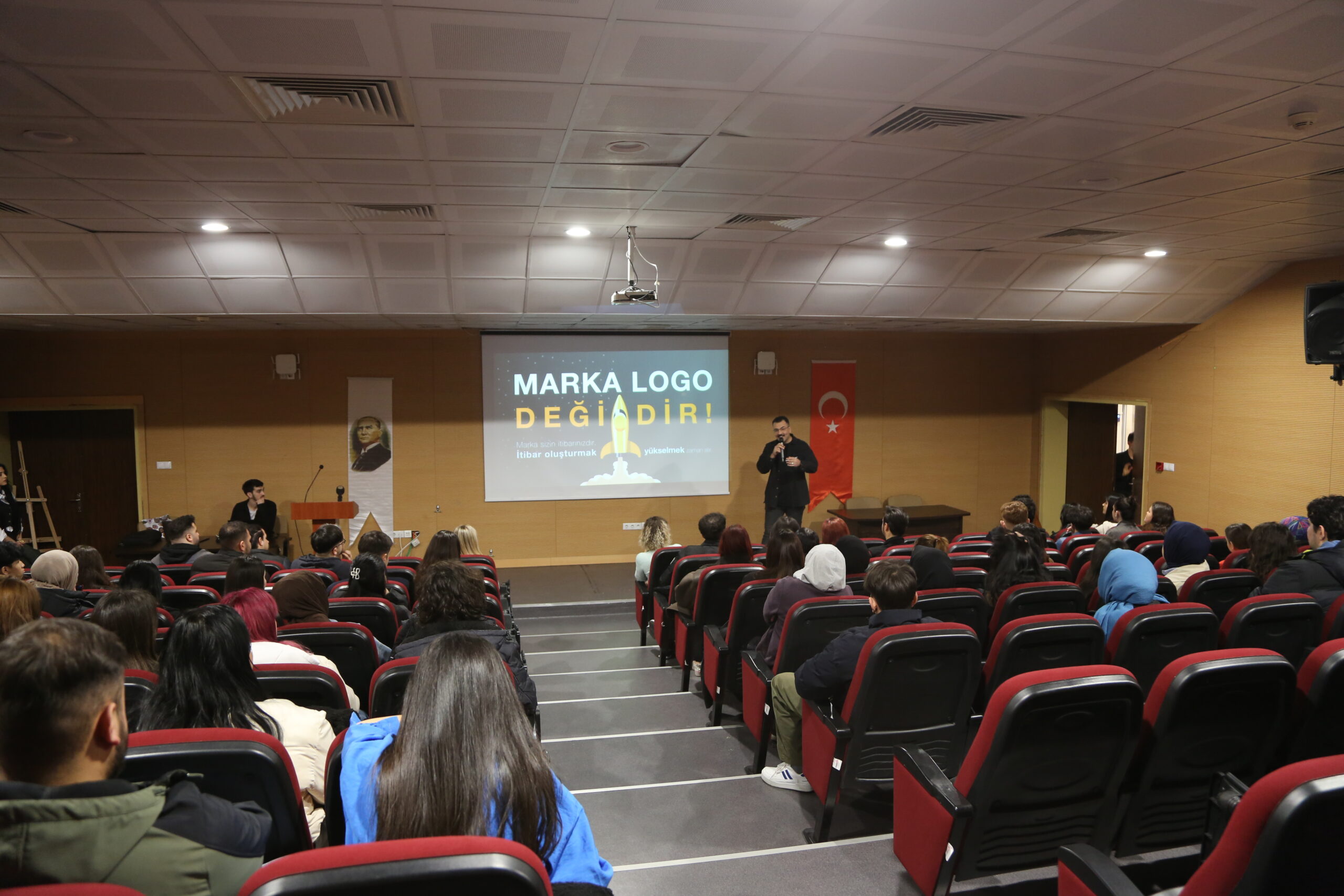 Karabük Üniversitesi (KBÜ) İşletme Fakültesi Halkla İlişkiler ve Tanıtım Bölümü