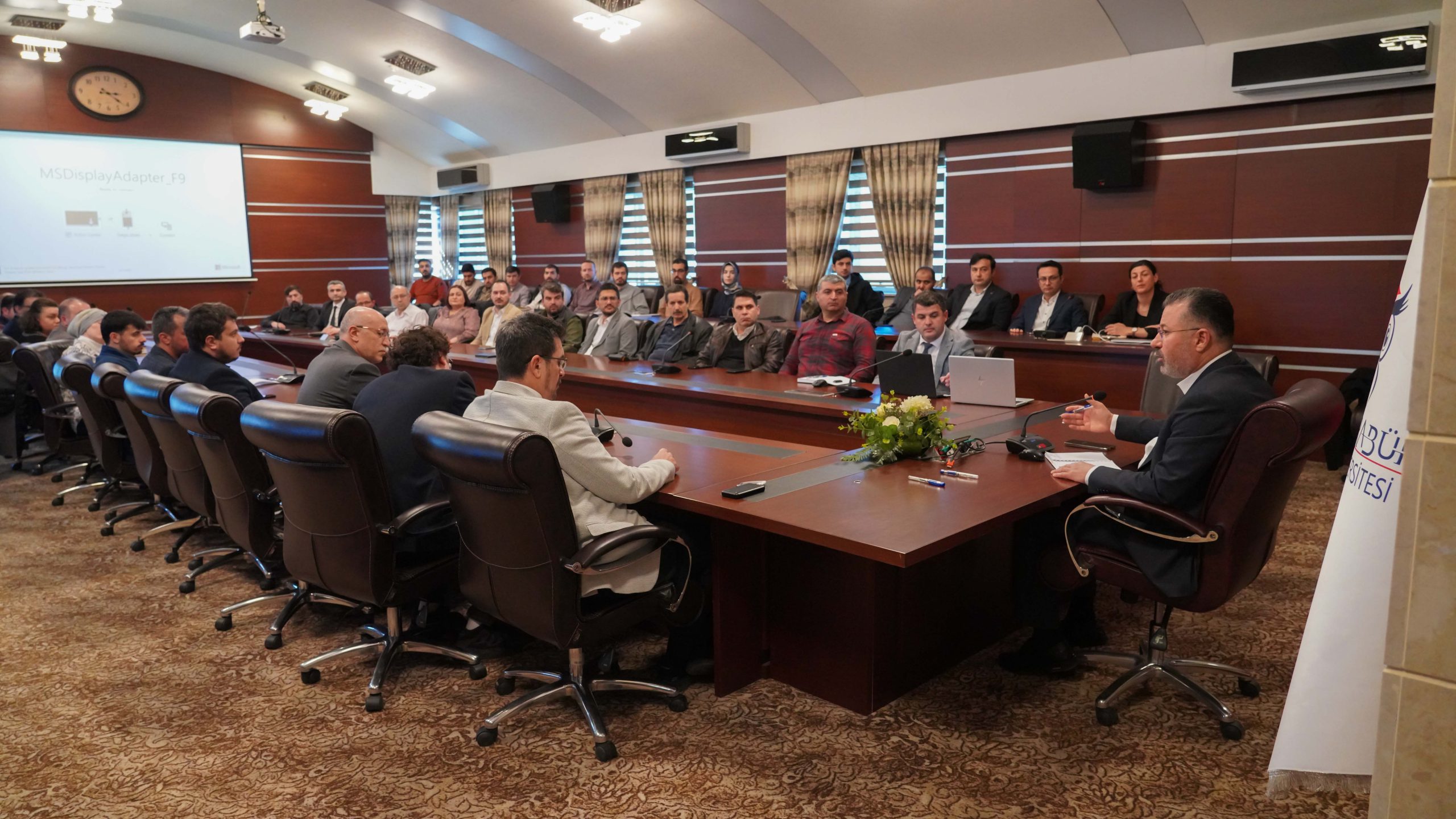 Karabük Üniversitesi (KBÜ) bünyesinde enerji alanında yapılan çalışmaları değerlendirmek ve