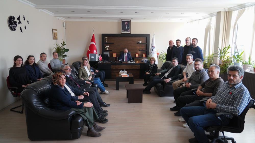 Karabük Üniversitesi Rektörü Prof. Dr. Fatih Kırışık, akademik birimlere yaptığı