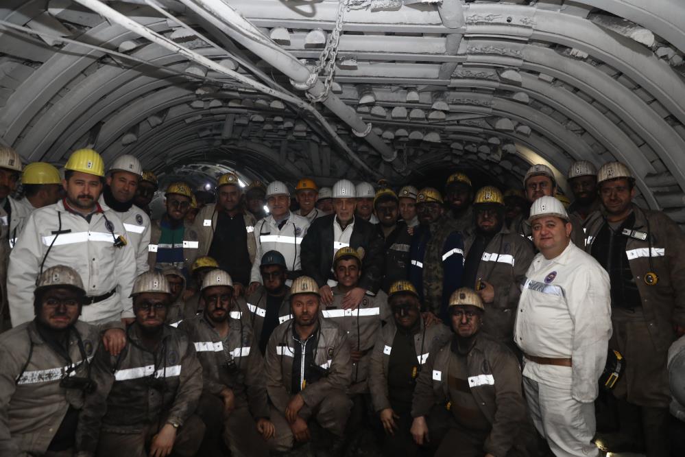 Türkiye İşçi Sendikaları Konfederasyonu Genel Başkanı Ergün Atalay, Zonguldak’a maden işçileriyle