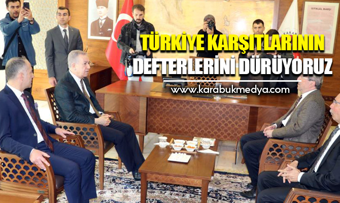 Milliyetçi Hareket Partisi (MHP) Genel Başkan Yardımcısı Sadir Durmaz, Türk