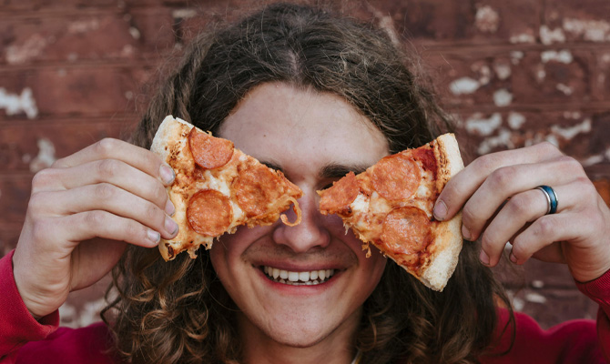 Uzman Psikoloğu Kübra Demirkesen Koçer, yeme bozukluğunun kilo ile ilgisinin