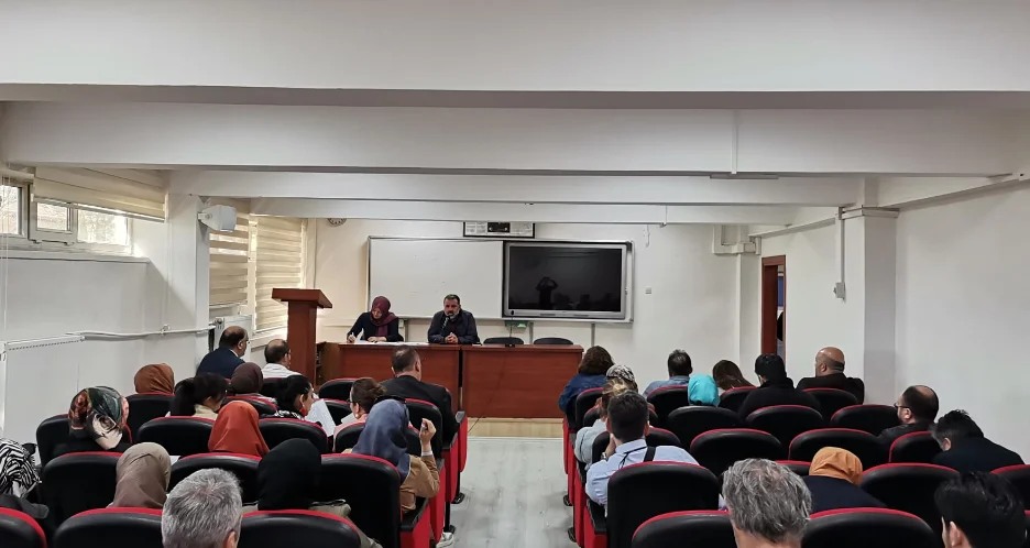 Safranbolu İlçe Milli Eğitim Müdürlüğü Şube Müdürü Enver Ayata'nın başkanlığında