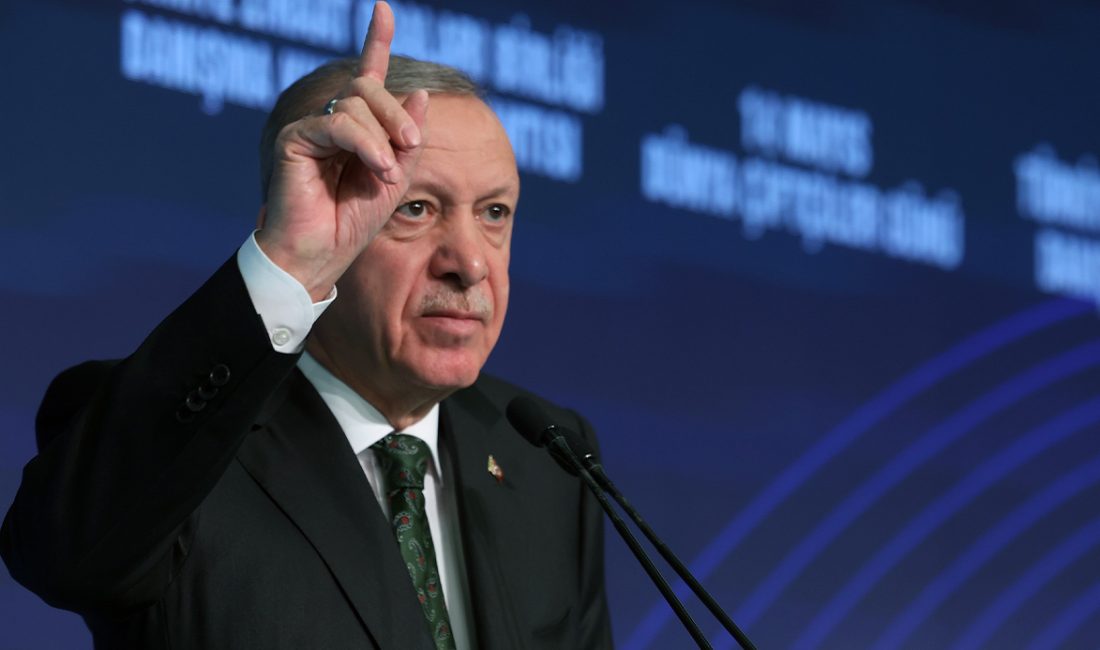 Cumhurbaşkanı Recep Tayyip Erdoğan, "Milletin aşına, ekmeğine ve boğazındaki lokmasını