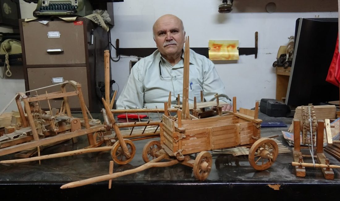 Karabük’te kasaplık yapan İsmail Karadeniz (60) kendisi gibi çocuklarında geçmişe