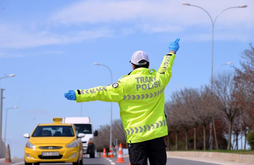 Karabük Valiliği tarafından yapılan duyuruda trafik kazalarının önüne geçmek ve