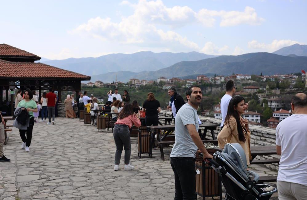Deniz sezonu Safranbolu’da 9 günlük tatili etkiledi Yaz tatili ile deniz sezonunun bir araya gelmesi UNESCO Dünya