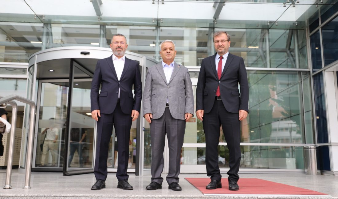 Karabük Üniversitesi (KBÜ) Rektörü Prof. Fatih Kırışık, TOBB Ekonomi ve