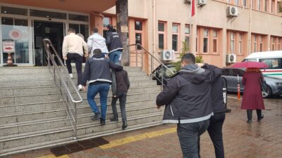 Karabük’te 13 adrese eş zamanlı düzenlenen uyuşturucu operasyonu kapsamında 5