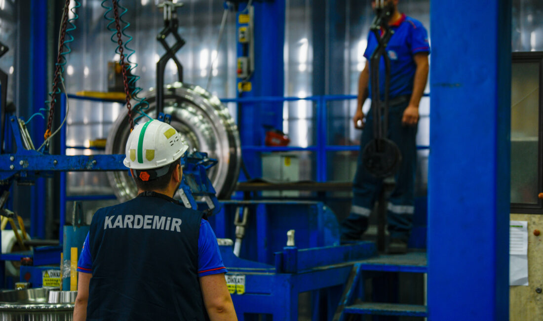 KARÇİMSA Yönetim Kurulu Başkanı Soner Özbey, Karabük Demir ve Çelik