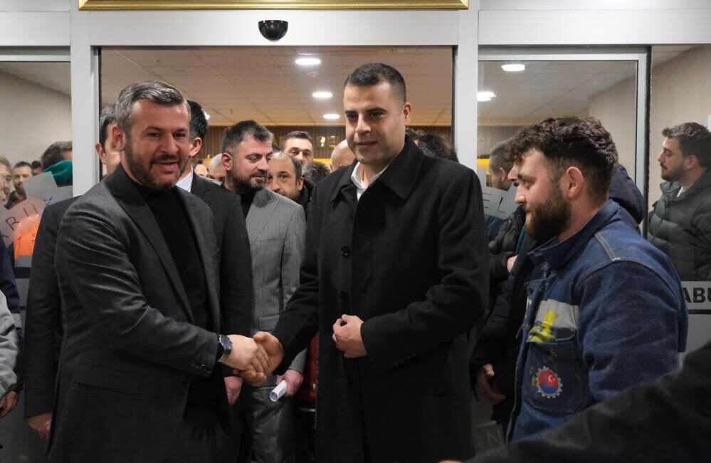 Karabük Belediye Başkanı Özkan Çetinkaya, belediye bünyesinde çalışan personere yönelik