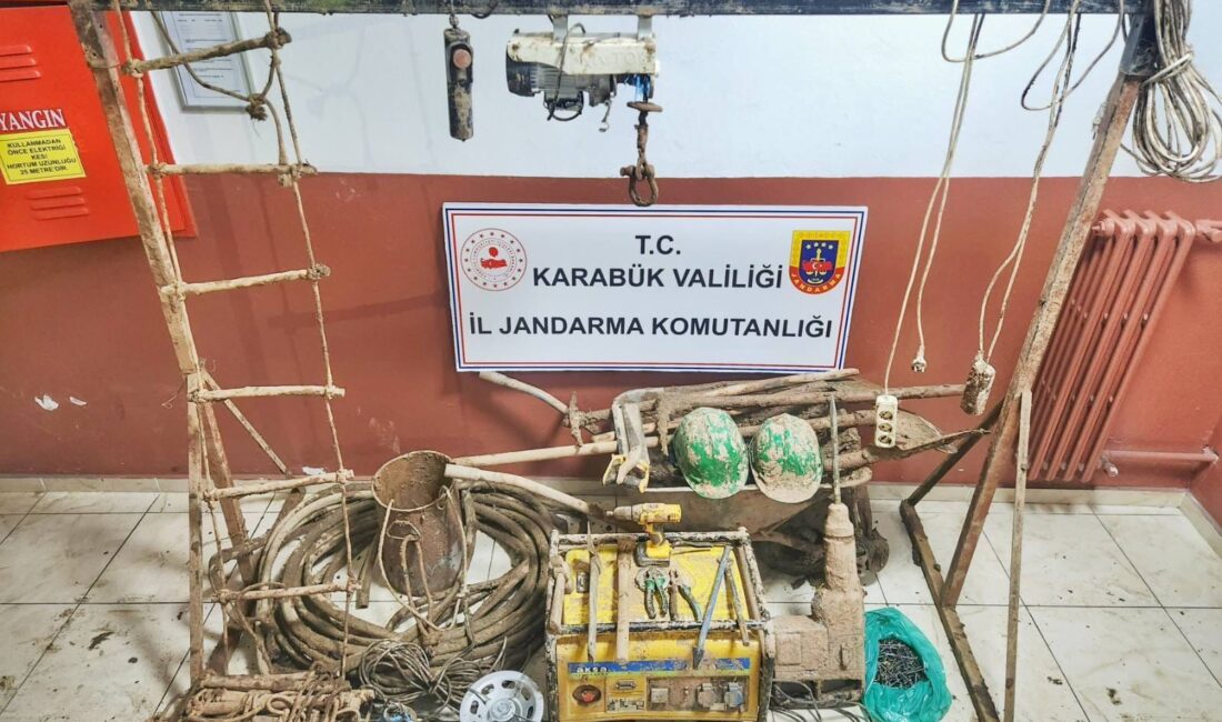 KARABÜK'TE KAÇAK KAZI YAPARKEN SUÇÜSTÜ YAKALANAN 7 KİŞİ ÇIKARILDIKLARI MAHKEMECE
