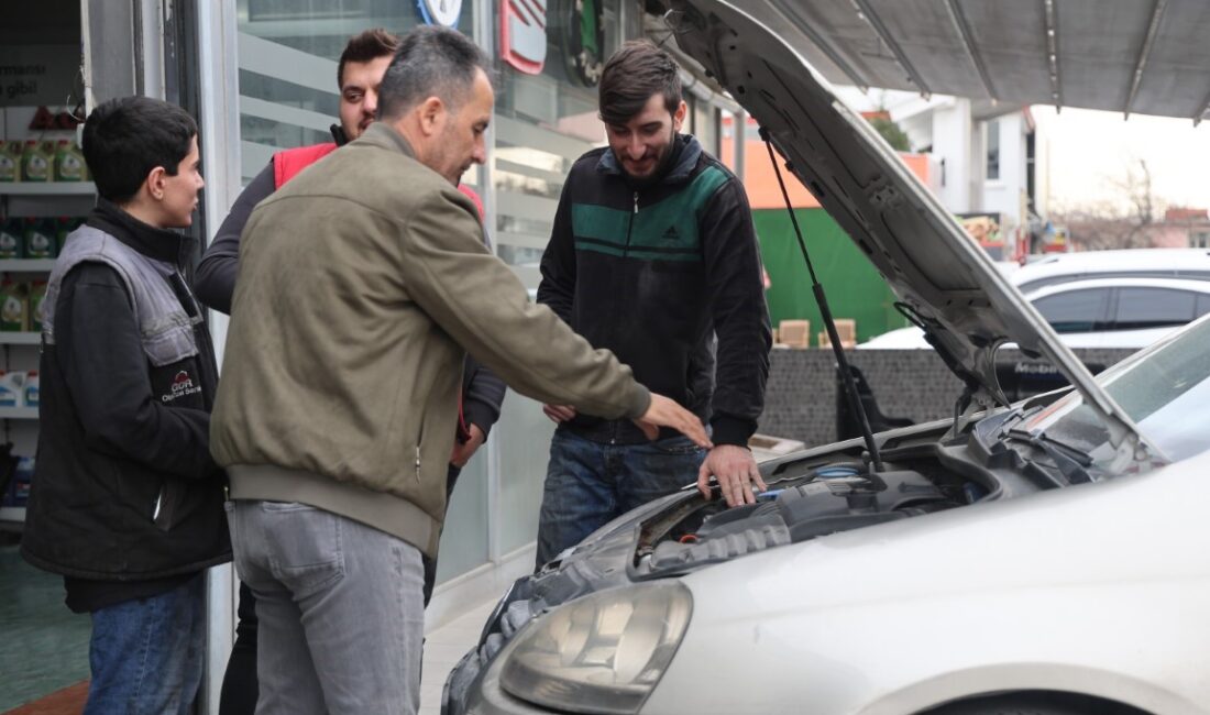 Bayram tatili öncesi yola çıkacak sürücülere araç bakımlarını ihmal etmemeleri