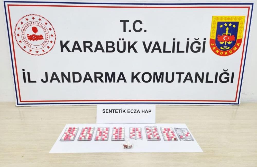 Karabük'te jandarma ekipleri tarafından düzenlenen operasyonda 102 adet sentetik ecza