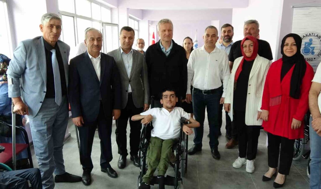 TÜRKİYE SAKATLAR DERNEĞİ KARABÜK ŞUBESİ, KARDEMİR’İN DESTEĞİYLE TEMİN ETTİĞİ TEKERLEKLİ