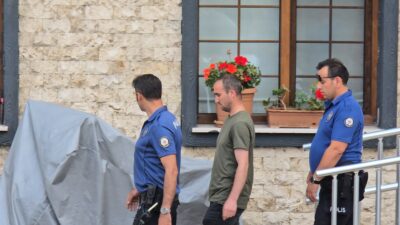 Karabük’te bir arkadaşına mesaj atarak, kendini asmak için ip aldığını