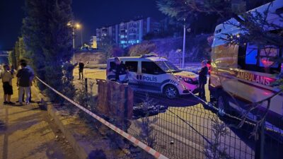 Karabük'ün Safranbolu ilçesinde yolun karşısına geçerken otomobilin çarptığı bir genç