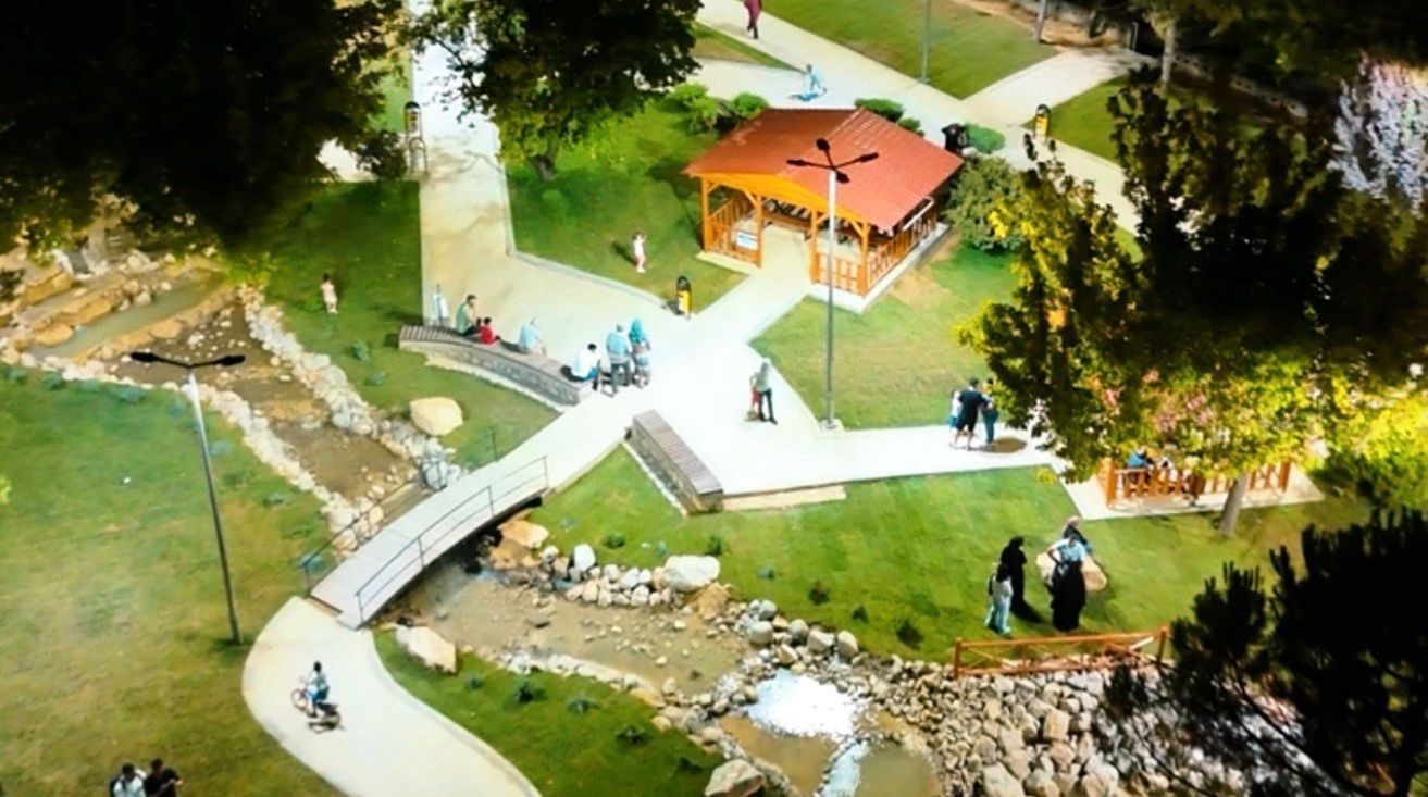 KARABÜK BELEDİYESİ, BEŞBİNEVLER MAHALLESİ’NDE BULUNAN ORMANCILAR PARKI’NI YENİLEYEREK ŞEHİT ENES