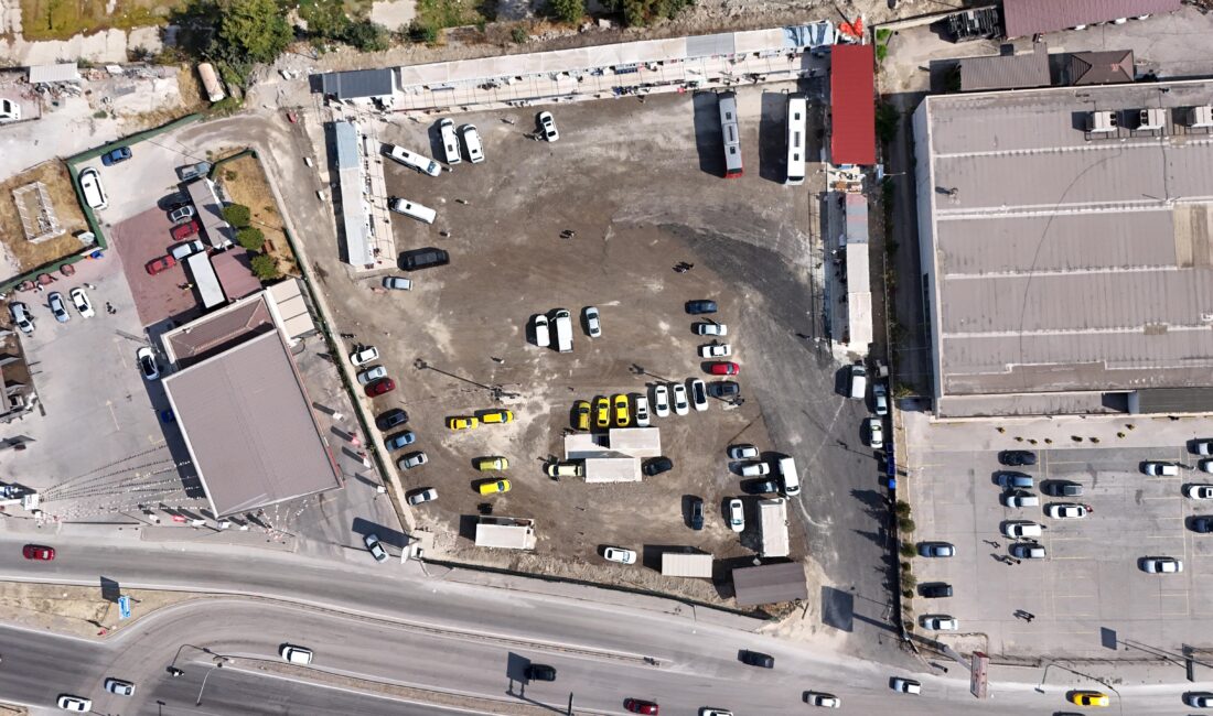 KARABÜK BELEDİYESİ, ŞEHİRLERARASI OTOBÜS TERMİNALİNDE BAŞLATTIĞI YENİLEME ÇALIŞMALARI KAPSAMINDA YOLCULARIN