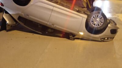 KARABÜK’ÜN ESKİPAZAR İLÇESİNDE TERS YÖNDE İLERLEYEN OTOMOBİLİN BAŞKA BİR ARAÇLA