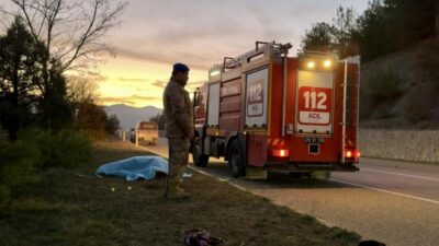 Karabük'ün Safranbolu ilçesinde mantar topladıktan sonra dönüş yoluna geçen aileyi